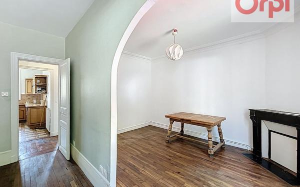 Appartement à vendre    3 pièces • 45,54 m2 Choisy-le-Roi