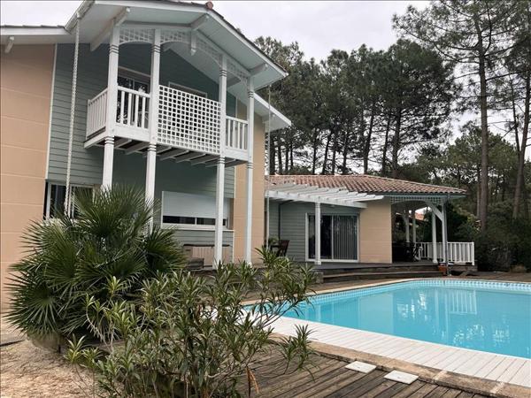 Maison à vendre |  Lacanau |  7 pièces | 191 m²