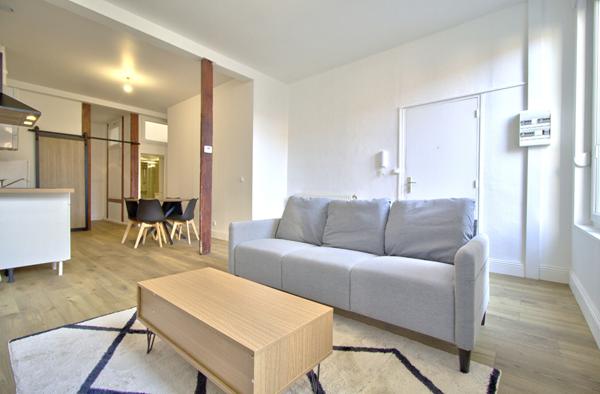 AGEN HYPER CENTRE- Appartement T2 bis lumineux et calme de 49 m² entièrement rénové quartier Carnot