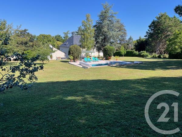 Maison à vendre  8 pièces - 343 m2 AVAILLES EN CHATELLERAULT - 86