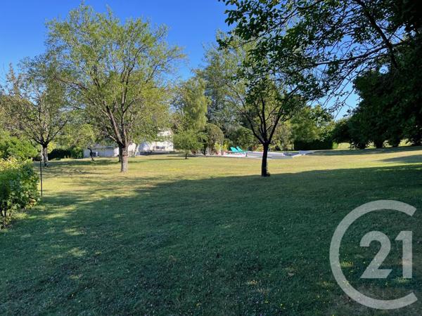 Maison à vendre  8 pièces - 343 m2 AVAILLES EN CHATELLERAULT - 86