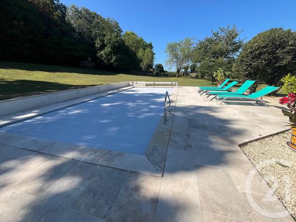 Maison à vendre  8 pièces - 343 m2 AVAILLES EN CHATELLERAULT - 86