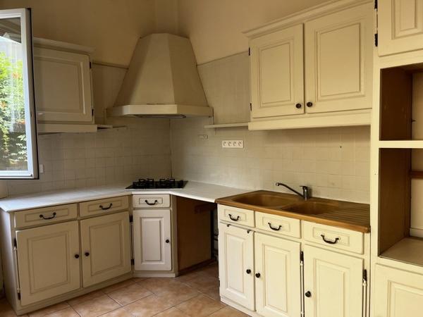Maison à vendre 462 000 € Libourne 8 p 149 m² DPE D