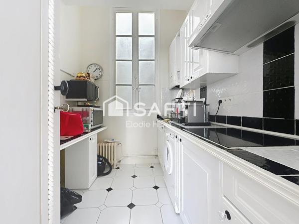 BORDEAUX CENTRE – Secteur Fondaudège – Immeuble en pierre avec jardin