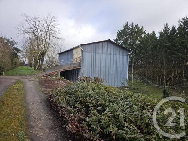 Parking à vendre  300 m2 ST PIERRE LE MOUTIER - 58