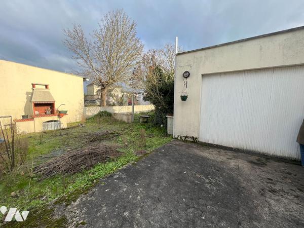 ENSEMBLE IMMOBILIER DEUX MAISONS INDÉPENDANTES VAUDELNAY  8 KM DE MONTREUIL-BELLAY