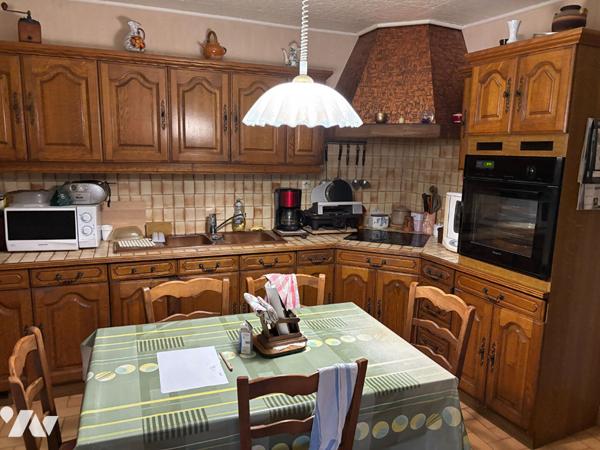 ENSEMBLE IMMOBILIER DEUX MAISONS INDÉPENDANTES VAUDELNAY  8 KM DE MONTREUIL-BELLAY