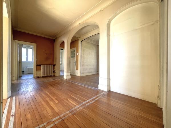 Appartement à vendre, 6 pièces - Marcq-en-Baroeul 59700