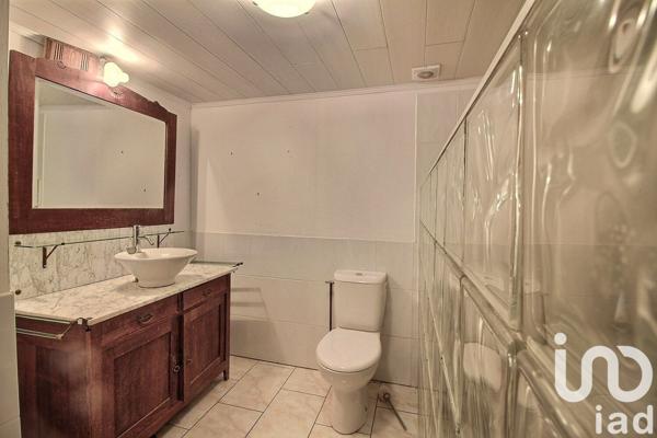 Maison rustique 7 pièces de 250 m² à Mérinchal (23420)