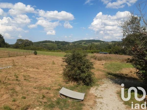 Maison rustique 7 pièces de 250 m² à Mérinchal (23420)