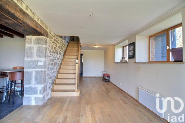 Maison rustique 7 pièces de 250 m² à Mérinchal (23420)