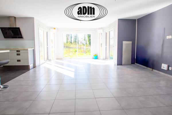 Maison
                                                                                                                                                                                                                                                                                                                        5 pièce(s)                                                                                                                                                                                                          3 chambre(s)                                                                                                                                                                                                          142  m²