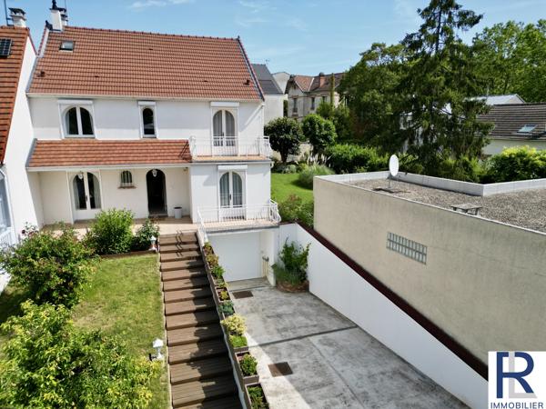 Belle maison indépendante de 186 m2 repartie sur 2 nivaux à Bagneux