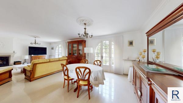 Belle maison indépendante de 186 m2 repartie sur 2 nivaux à Bagneux