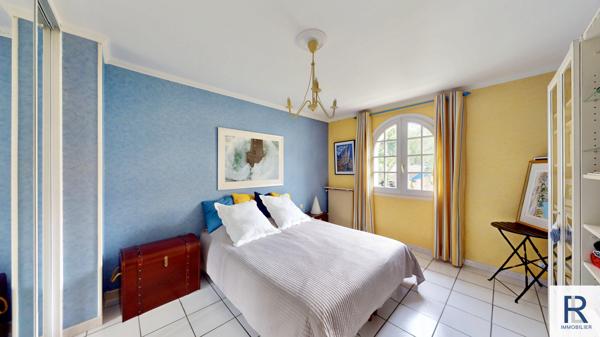 Belle maison indépendante de 186 m2 repartie sur 2 nivaux à Bagneux