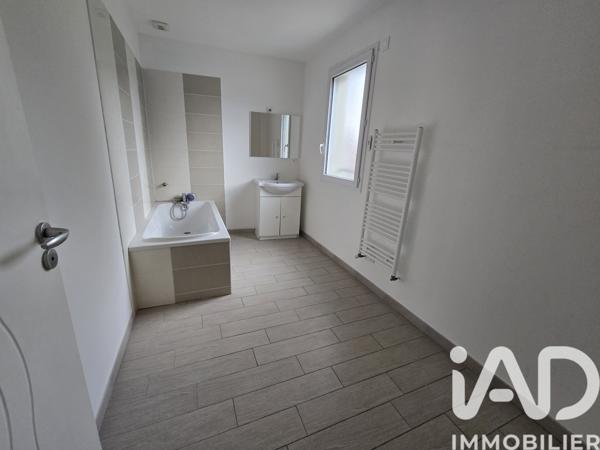Maison à vendre 4 pièces 90 m² Saint-Denis-en-Val