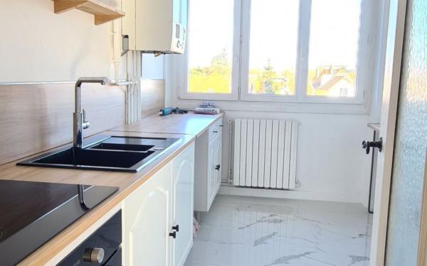 Appartement à louer    3 pièces • 53,14 m2 Dijon