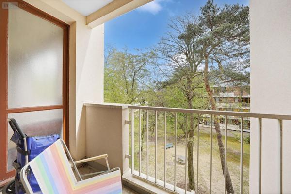 Appartement à vendre à Beauchamp dans le Val-d'Oise (95250), ref : 3 P BEAUCHAMP + BALCON+ PARK   
Chaussé Jule César