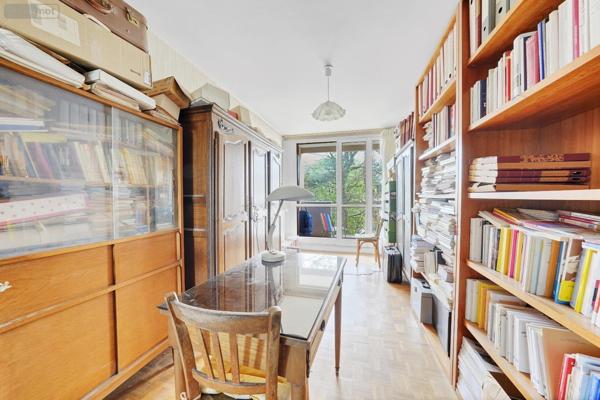 Appartement à vendre à Beauchamp dans le Val-d'Oise (95250), ref : 3 P BEAUCHAMP + BALCON+ PARK   
Chaussé Jule César