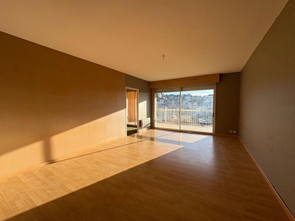 Appartement  4 pièce(s) 85.59 m2