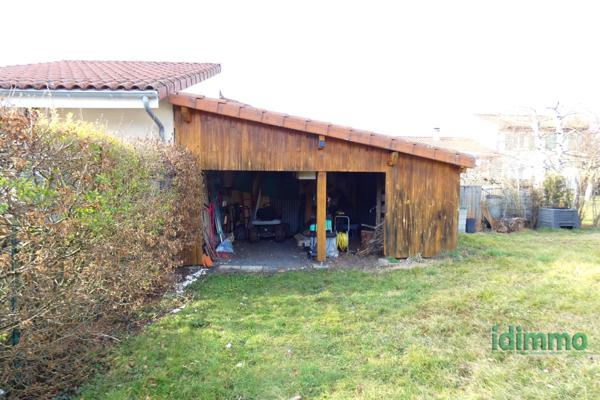 A 2 pas d' Arpajon sur Cère BELLE MAISON contemporaine Vézac (15130)