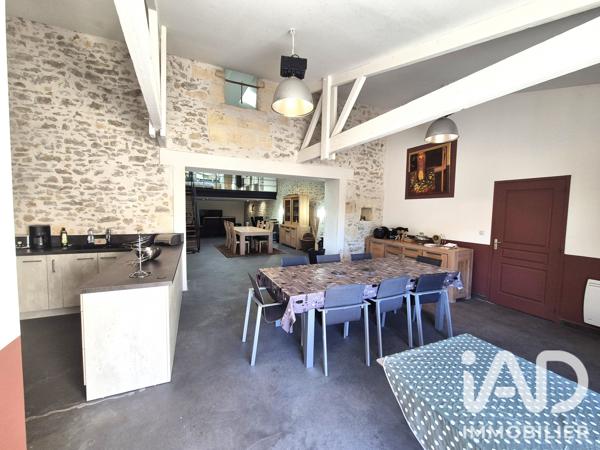 Immeuble à vendre 382 m² Blaye