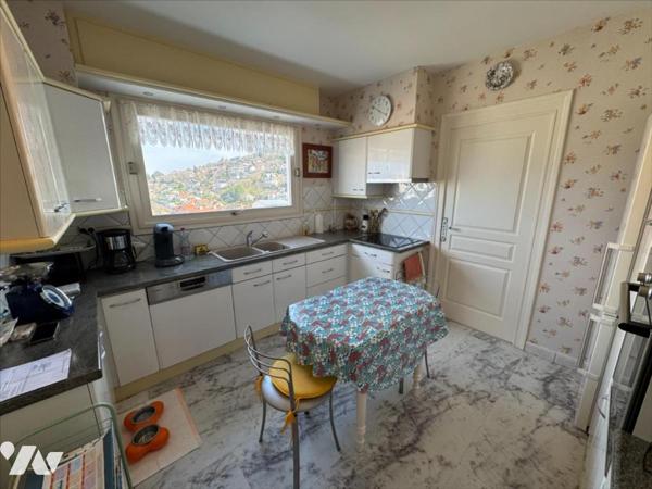 APPARTEMENT + GARAGE + CAVE