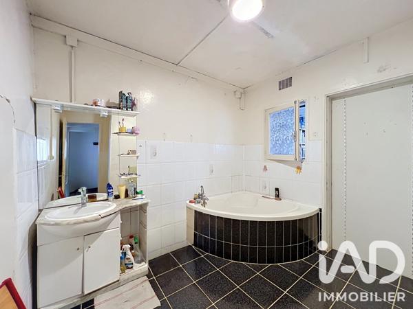 Maison à vendre 4 pièces 143 m² Le Tampon