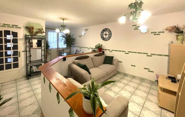 À vendre - Charmante maison de village rénovée - Viry (39)