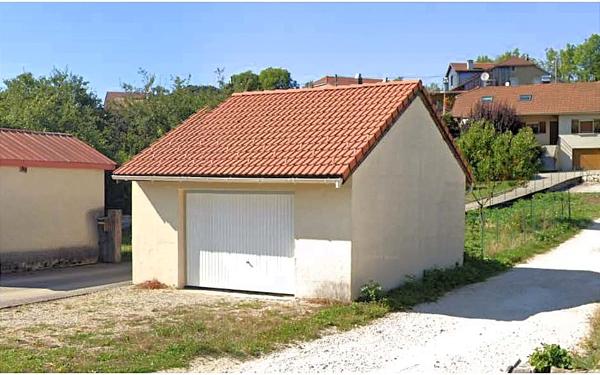 À vendre - Charmante maison de village rénovée - Viry (39)