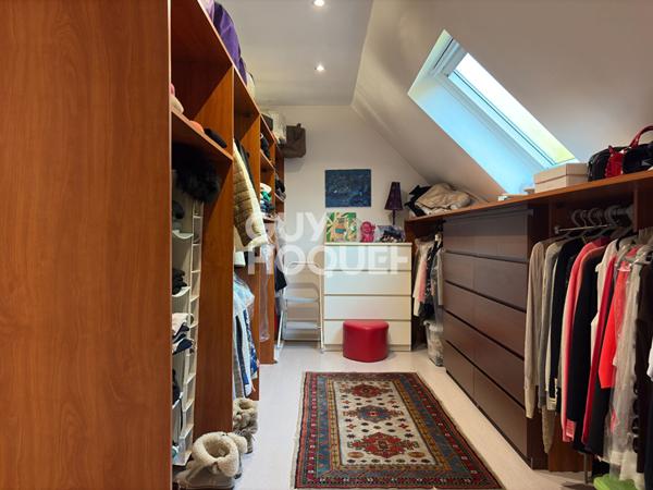 CHARMANTE MAISON DE 5 PIECES (109.78 m²) À SOISY-SUR-SEINE