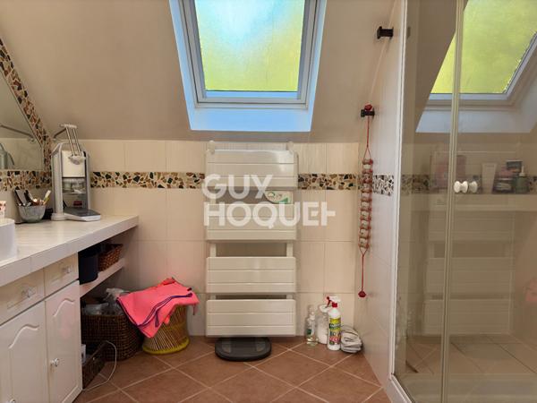 CHARMANTE MAISON DE 5 PIECES (109.78 m²) À SOISY-SUR-SEINE