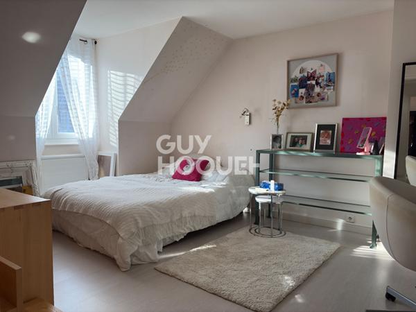 CHARMANTE MAISON DE 5 PIECES (109.78 m²) À SOISY-SUR-SEINE