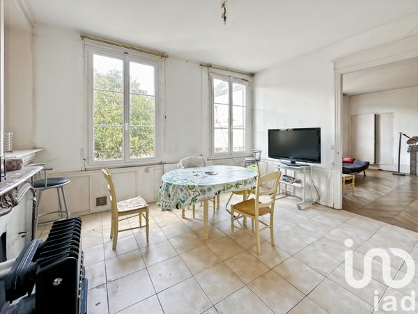 Immeuble à vendre 497 m² Sens