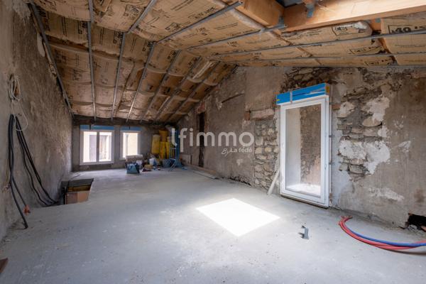 Maison de village 4 pièces .