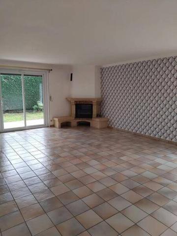 Maison 4 pièces                                        - 42340 Veauche Réf : 12736