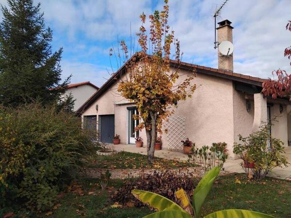 Maison 4 pièces                                        - 42340 Veauche Réf : 12736