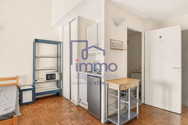 Appartement 1 pièce                                        - 69007 LYON Réf : 21733
