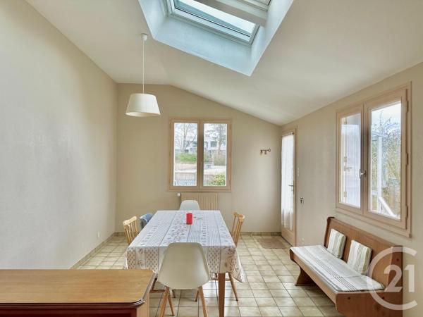 Maison à vendre  5 pièces - 94,86 m2 FOUGERES - 35