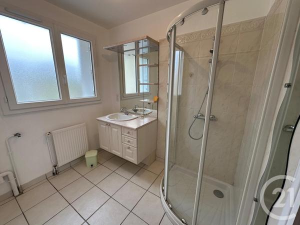 Maison à vendre  5 pièces - 94,86 m2 FOUGERES - 35