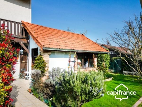 Maison à vendre 5 pièces, 115 m2 ,3 ch, dependance,sur terrain 600 m2 AIX LES BAINS (73) quartier ST SIGISMOND