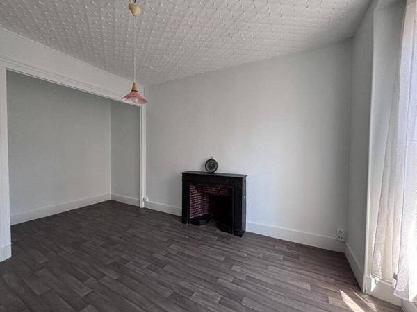 Appartement 2 pièces                                        - 38000 Grenoble Réf : 4384