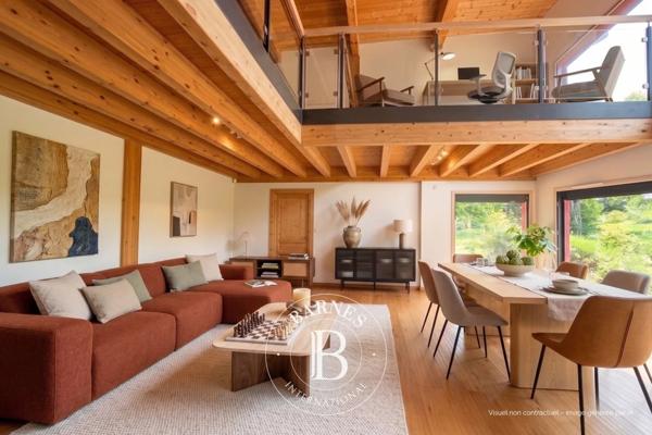 Évian-les-Bains, Maison 6 Chambres -  228 m² à vendre