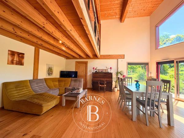 Évian-les-Bains, Maison 6 Chambres -  228 m² à vendre