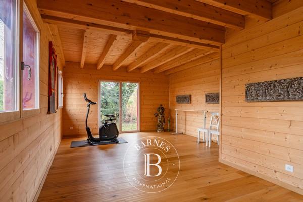 Évian-les-Bains, Maison 6 Chambres -  228 m² à vendre