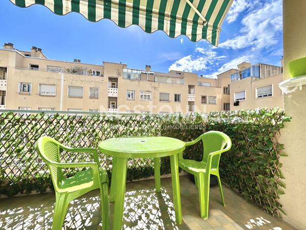 À vendre en exclusivité ! Charmant appartement 2 pièces de 50 m², lumineux et en excellent état , avec terrasse exposée plein sud.