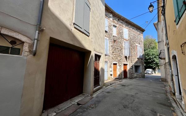 Maison à louer    3 pièces •  Saint-Bauzille-de-Putois