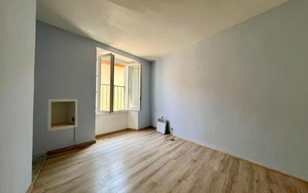 Maison à louer    3 pièces •  Saint-Bauzille-de-Putois