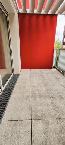 Toulouse: Grand Appartement T3 récent avec avec balcon et parking