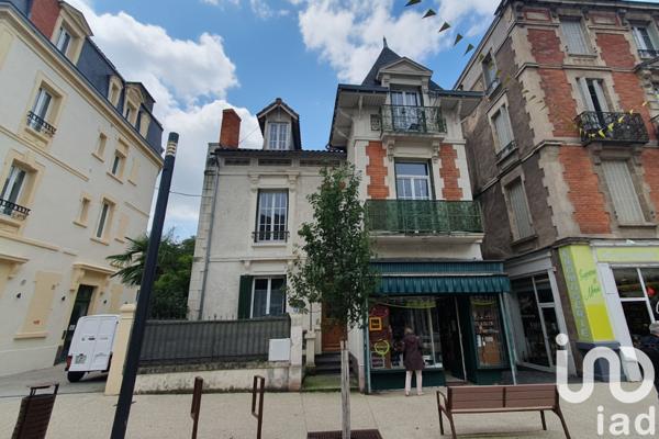 Immeuble à vendre 180 m² Châtel-Guyon